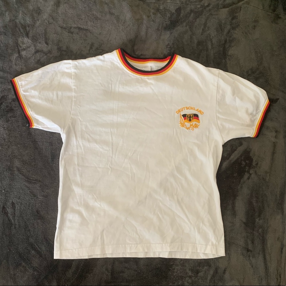 Vintage embroidered Deutschland tee